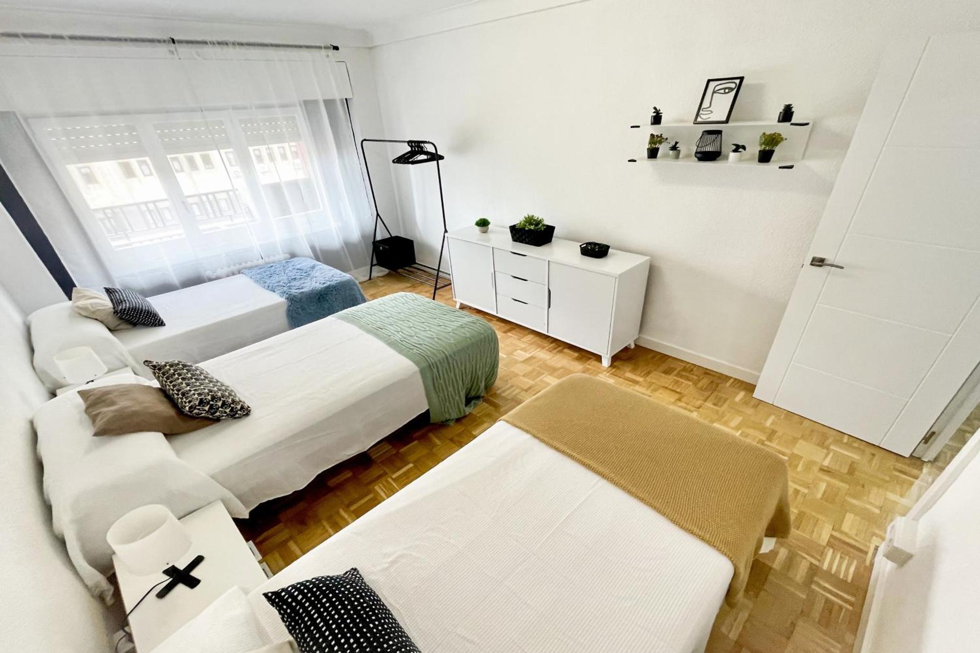 San Fernando Del Pilar Turistea Lägenhet Zaragoza Exteriör bild