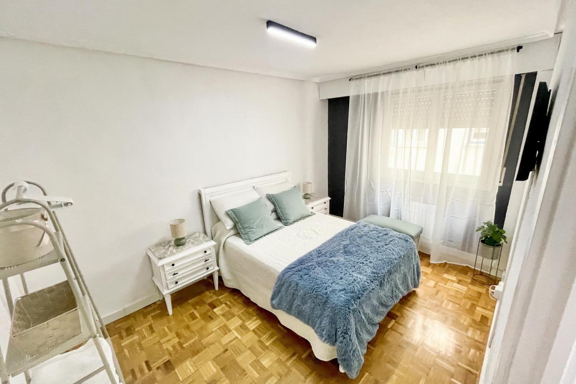 San Fernando Del Pilar Turistea Lägenhet Zaragoza Exteriör bild